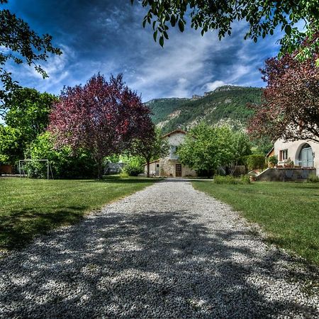 Villa La Roulotte Châtillon-en-Diois Exterior foto